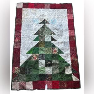 Handmade Quilted Throw Holiday Patchwork Christmas Tree Quilt Blanket 70” x 50”